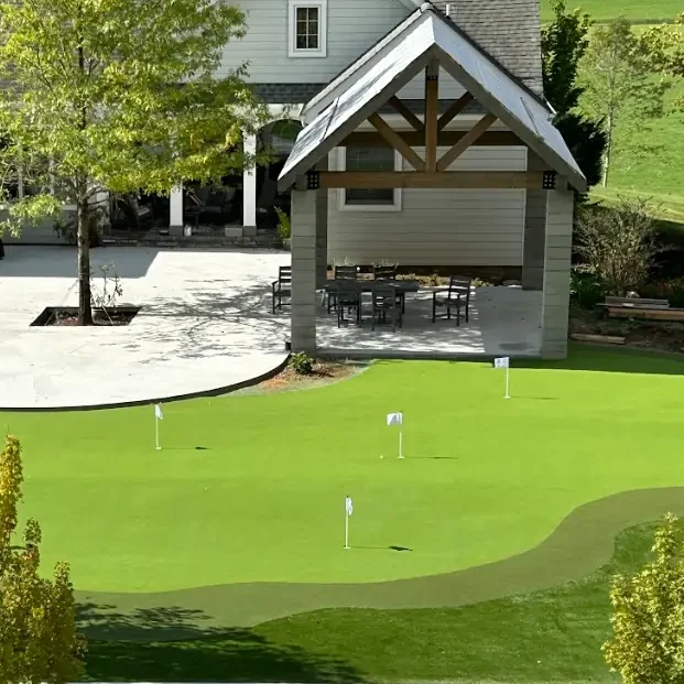 residential putting green